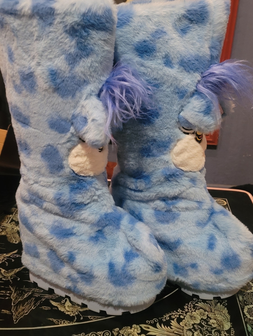 DOLLS KILL X FURBY Fuzzy Platform Boots - Picture 5 of 8